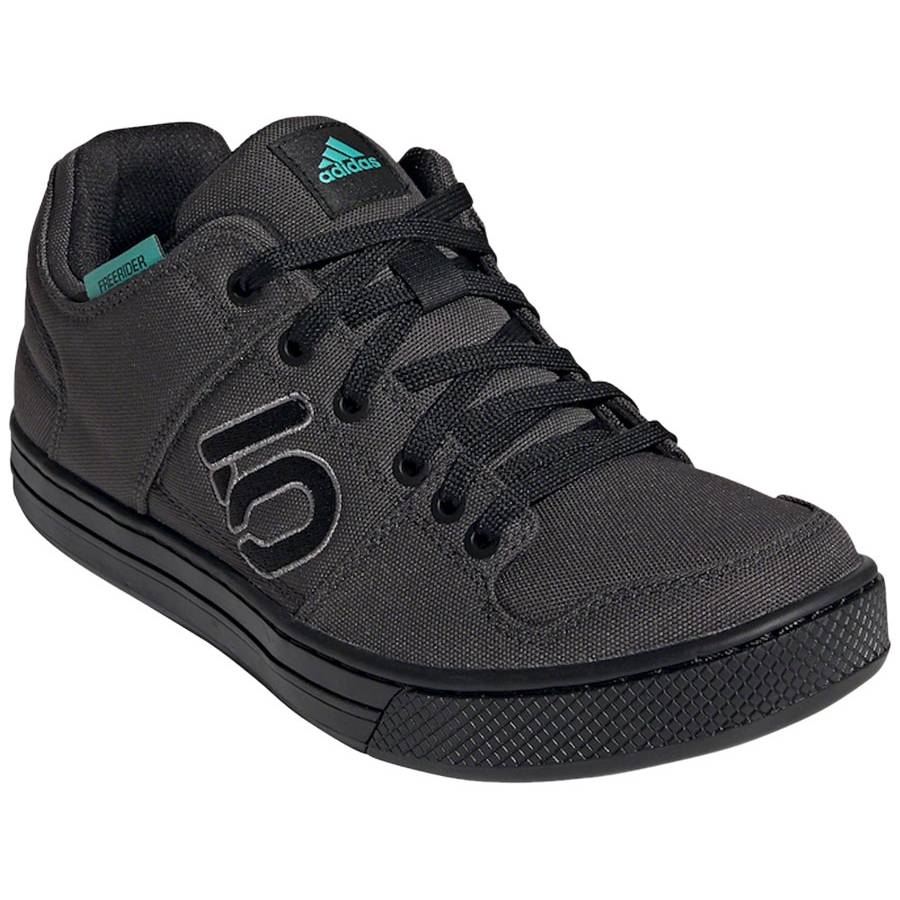 flat shoe