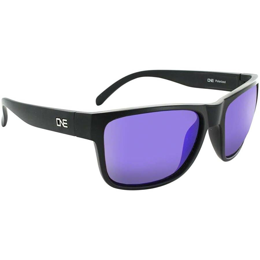 polarized sunglass