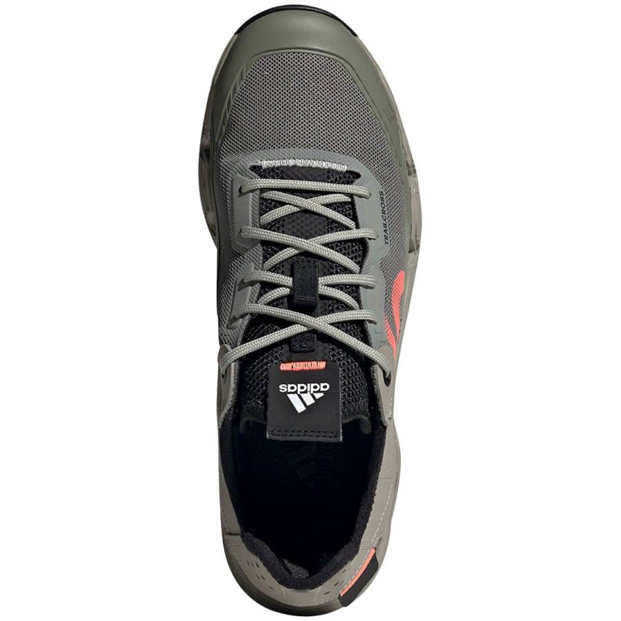 trail shoes