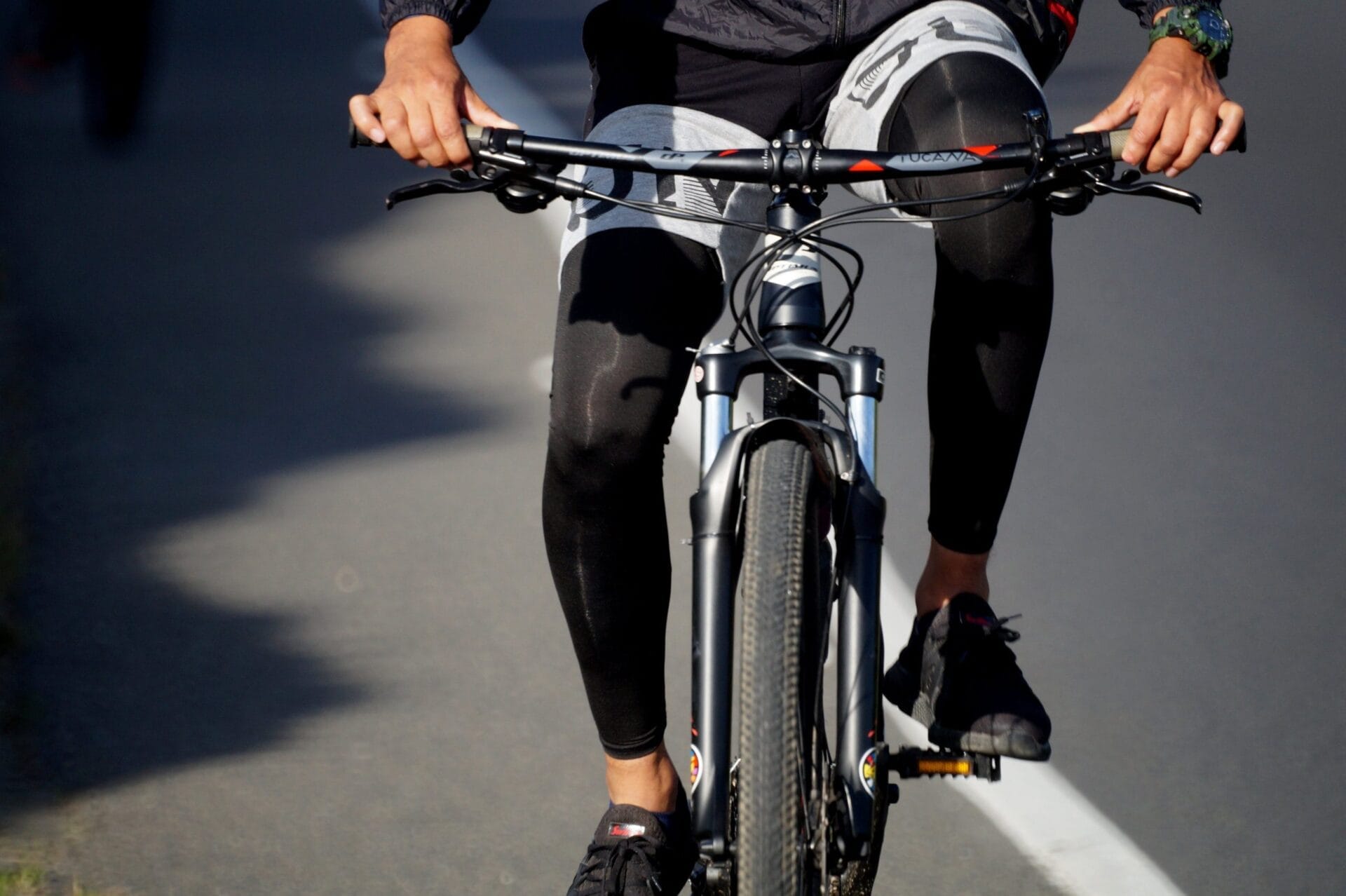 Mountainbike-Seatpost-Local-Bike-Shop