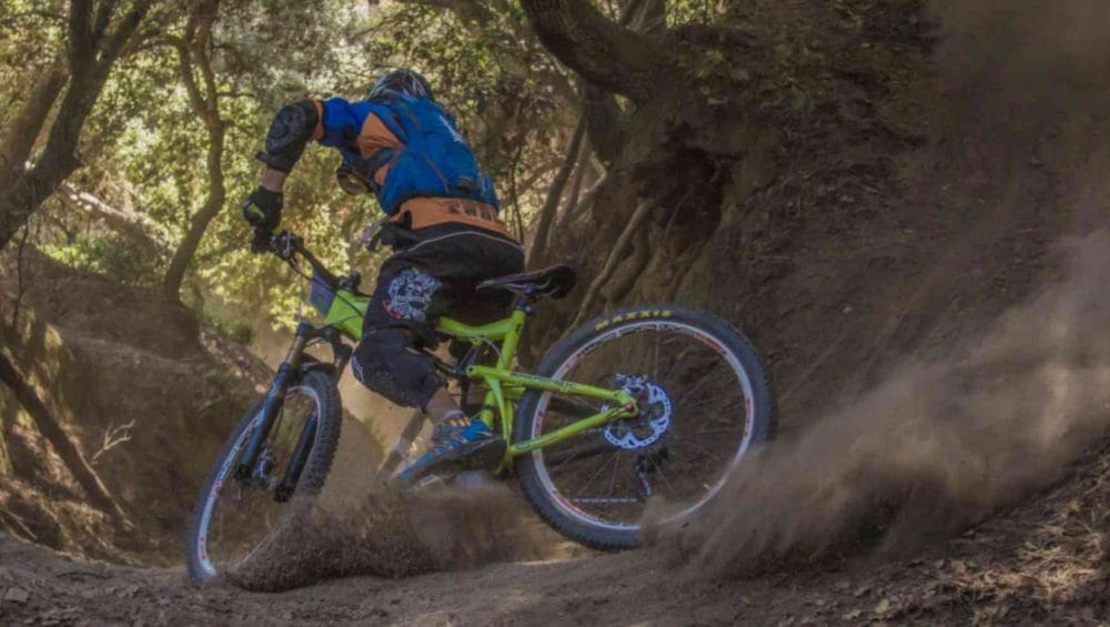 Pedaling to Health: Navigating the Ins and Outs of Cycling for Happy Knees
